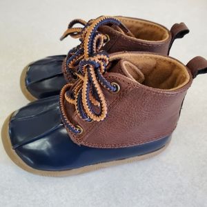 Toddler boots, 4c, never worn